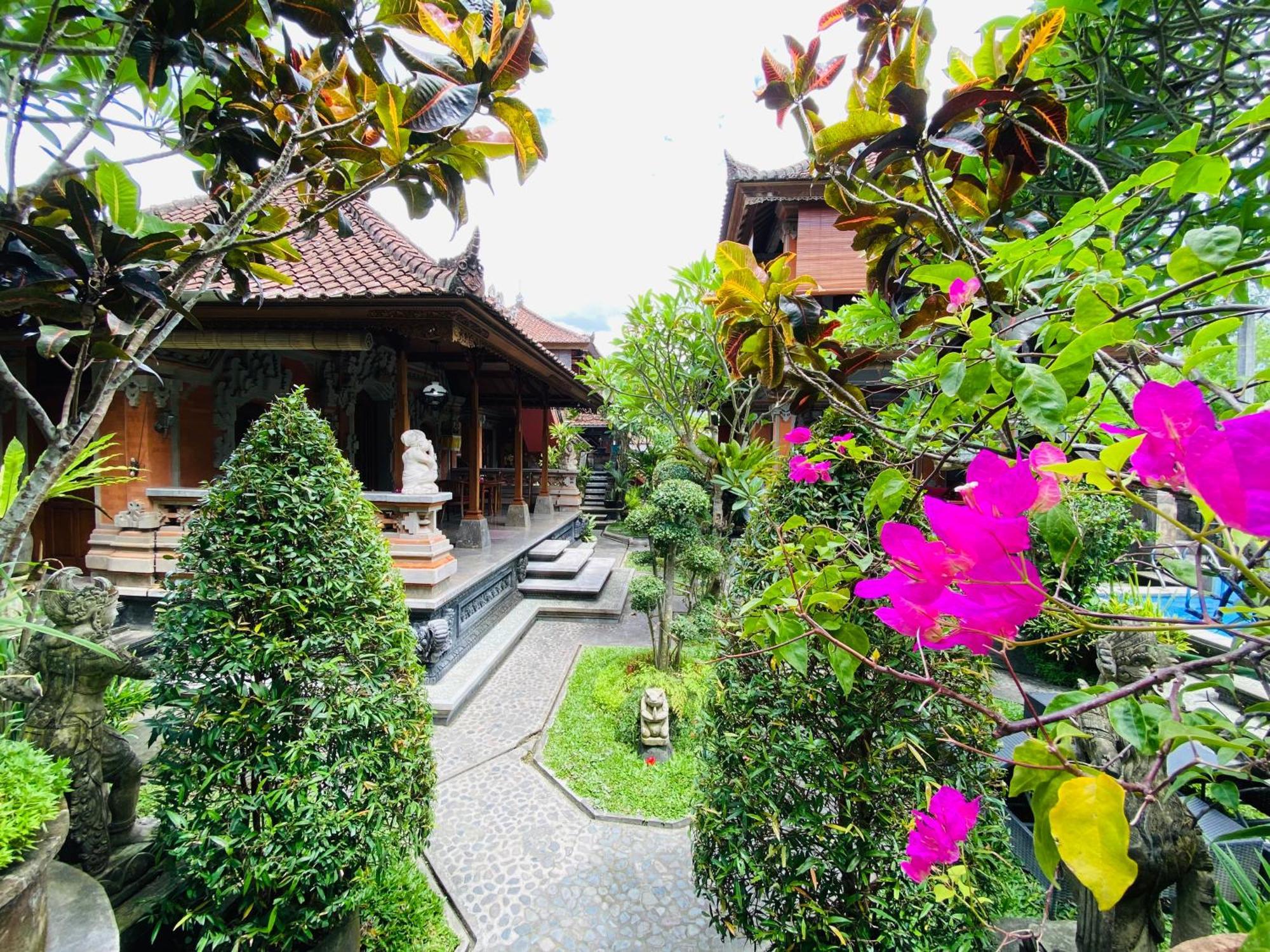 Aura Bisma Guesthouse Убуд Экстерьер фото