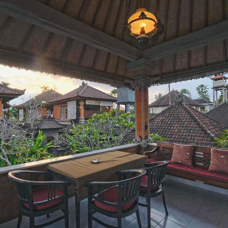 Aura Bisma Guesthouse Убуд Экстерьер фото